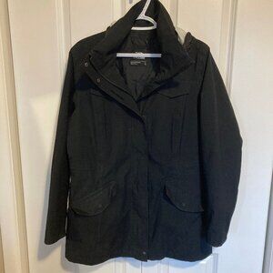 #121 The North Face Black Women's Rain Coat, Size Large